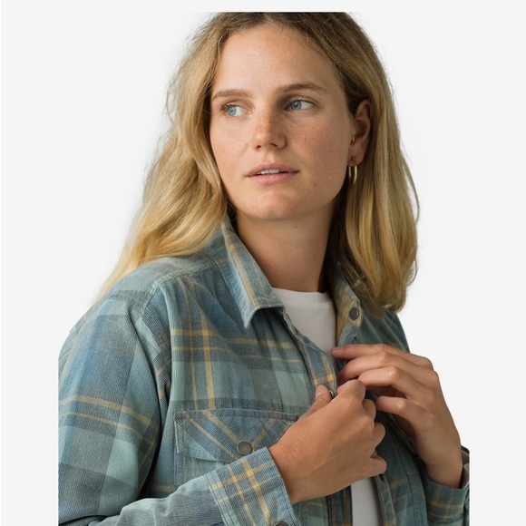 PRANA Finnegan light corduroy plaid flannel - Picture 3 of 15
